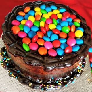 Chocolate Gems cake (500 Gms)